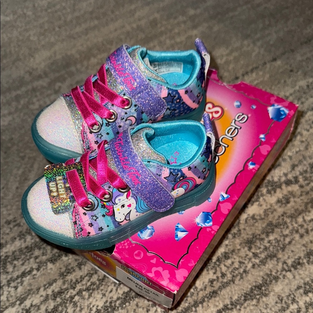 Kids Twinkle Toes Sketchers size 5